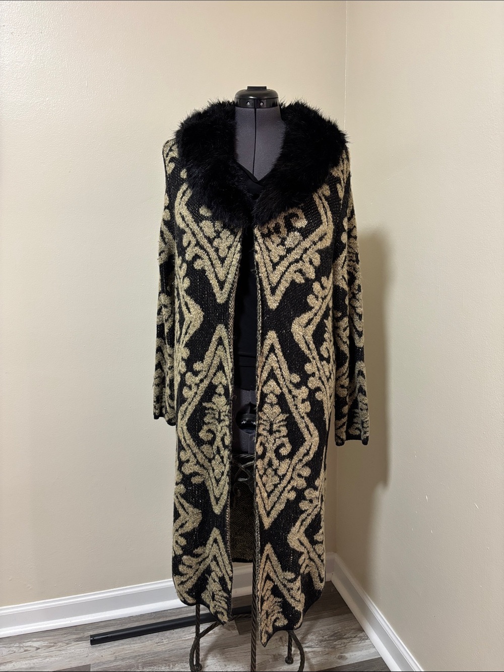 Black & Beige Long Knit Cardigan with Faux Fur Collar